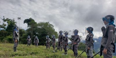 Åbn link til Dansk Flygtningehjælp erklærer nye områder i Colombia frie for miner