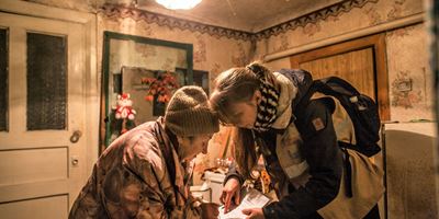 Hjælp ældre med at overleve i Ukraine