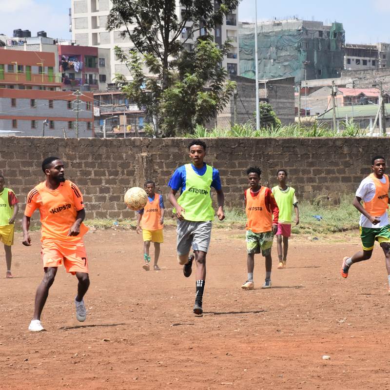 Flygtninge skaber fællesskaber gennem sport. 