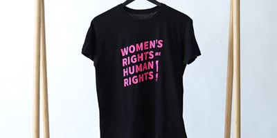 Se produkter i webshop: Women’s rights are human rights